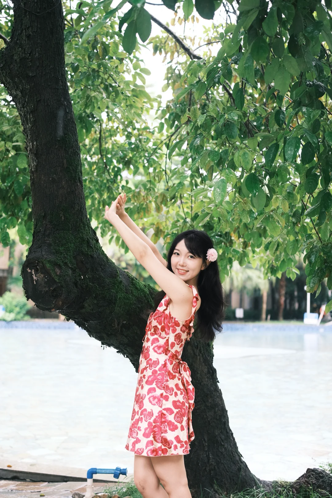 这条小裙子穿上好娇媚小女人
