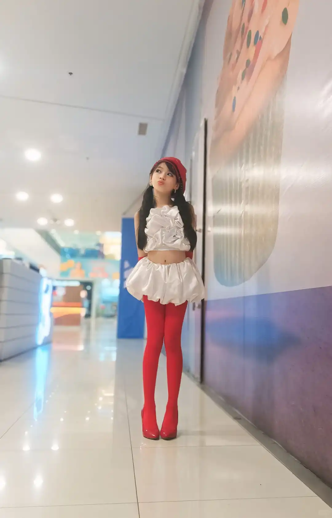菲律宾儿童模特 Sofia Red heels hose
