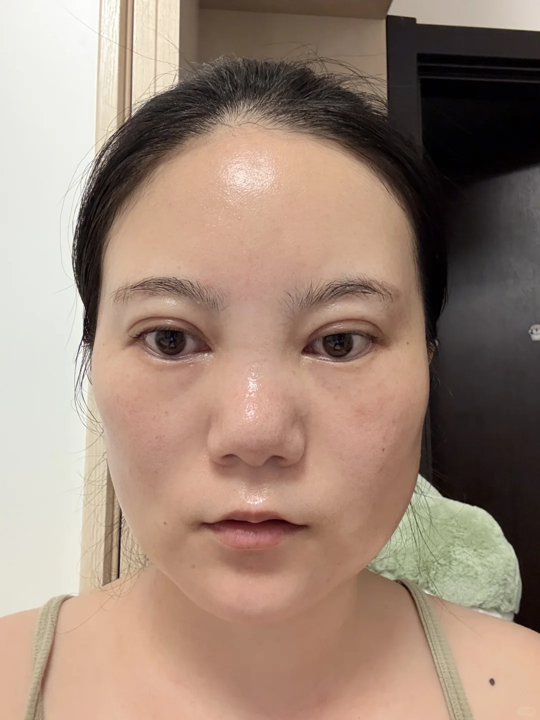 素颜很丑，但化妆绝了！方圆脸挑战淡妆