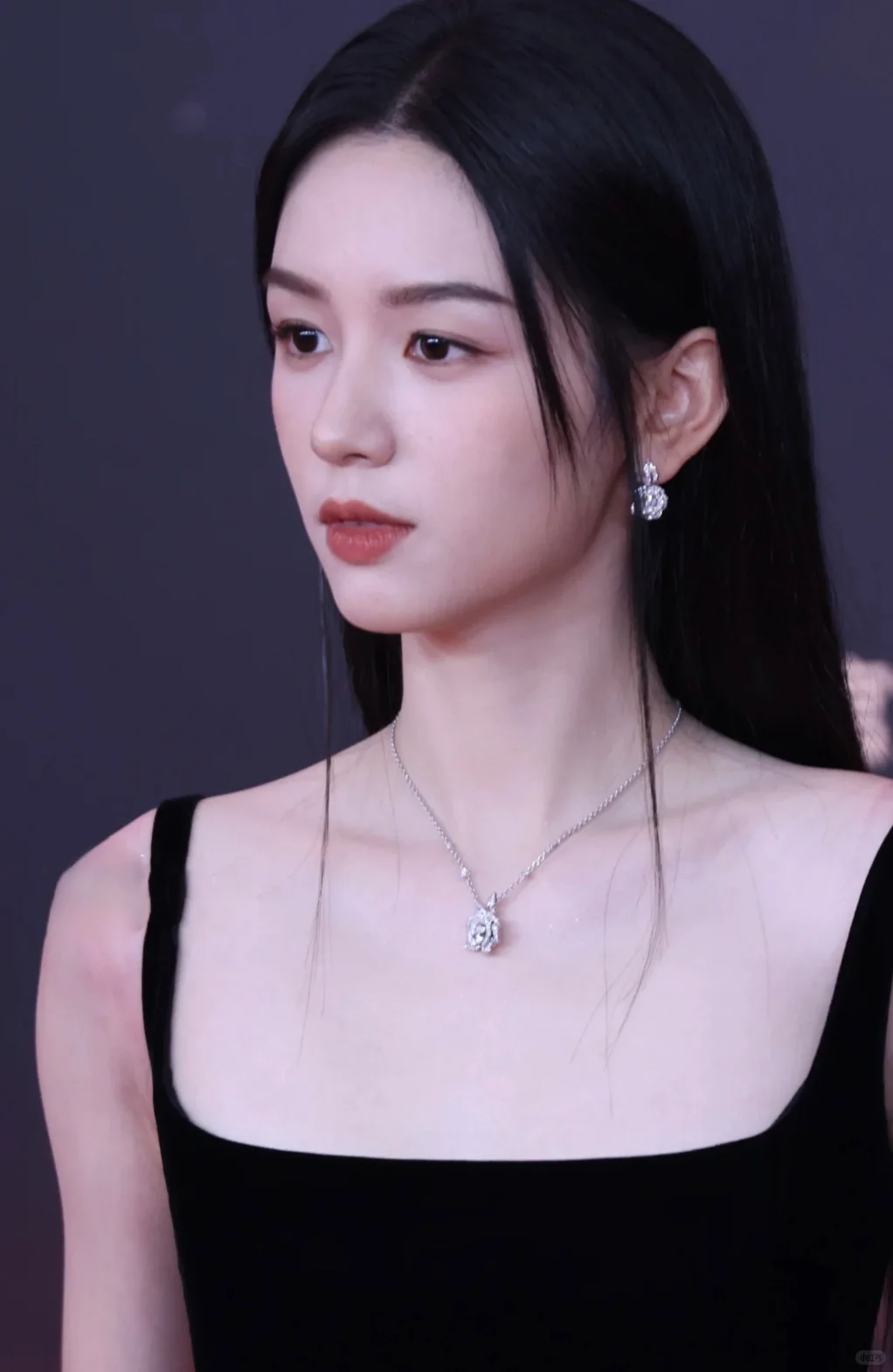 周也生图美貌