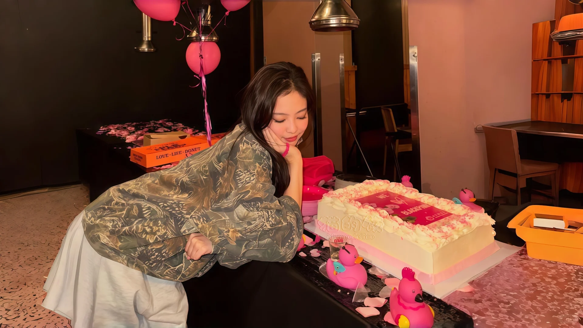 美我一大跳｜Jennie更新横版高清壁纸