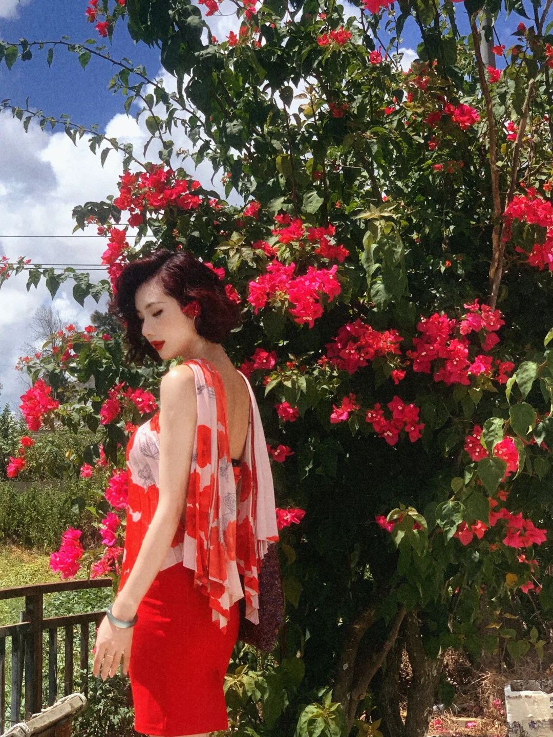 媚 妩媚的媚 明媚的媚