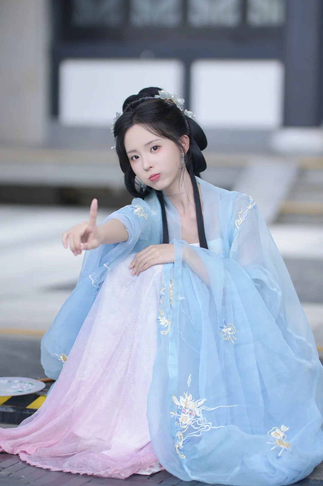 她第一次穿汉服原来这么好看！