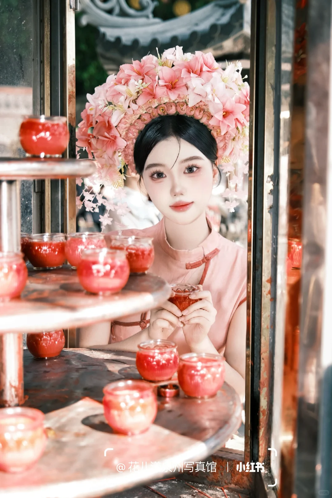 路人说“旗袍簪花真的很惊艳❗”
