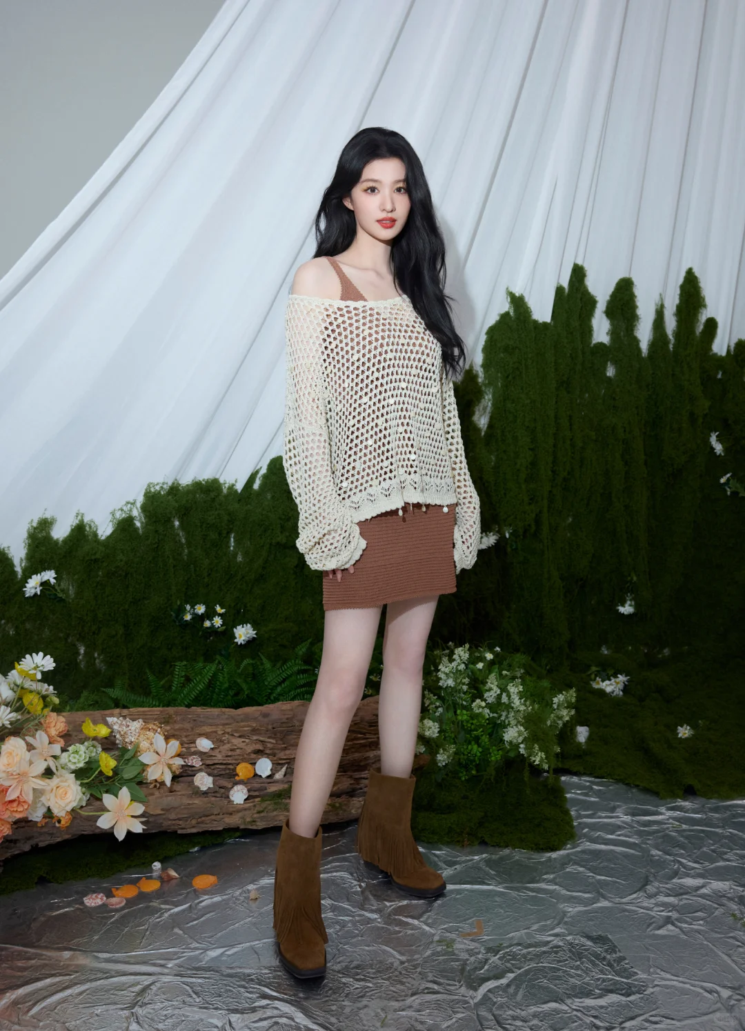 王楚然的性感大长腿，妩媚性感，风情万种