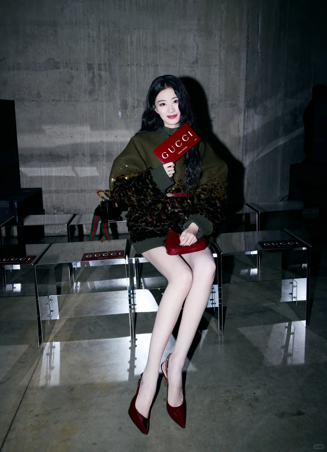 王楚然的性感大长腿，妩媚性感，风情万种