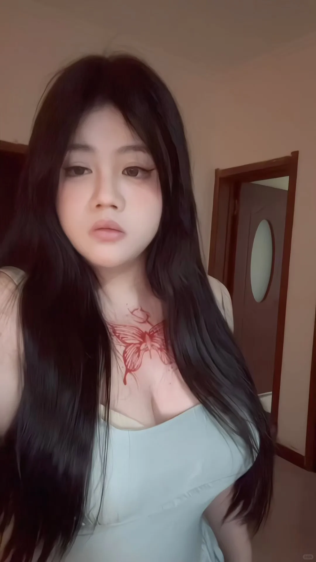 可可爱爱的女孩子一百二十多斤