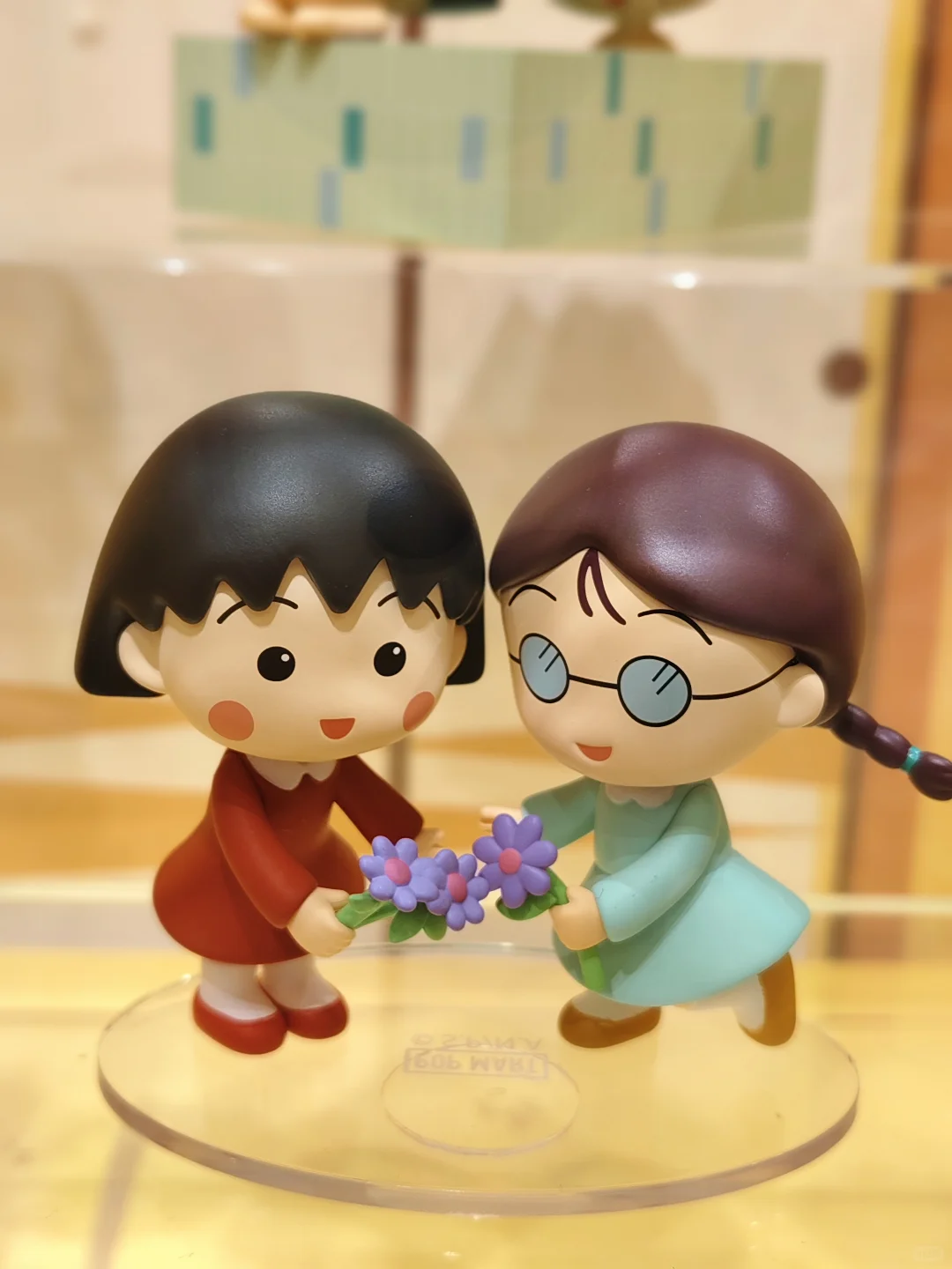 泡泡玛特被做空，潮玩到底比不过黄金