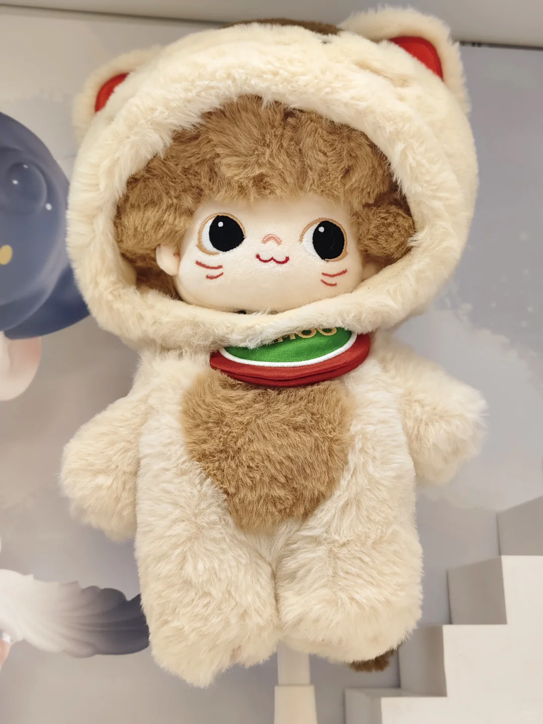 泡泡玛特被做空，潮玩到底比不过黄金