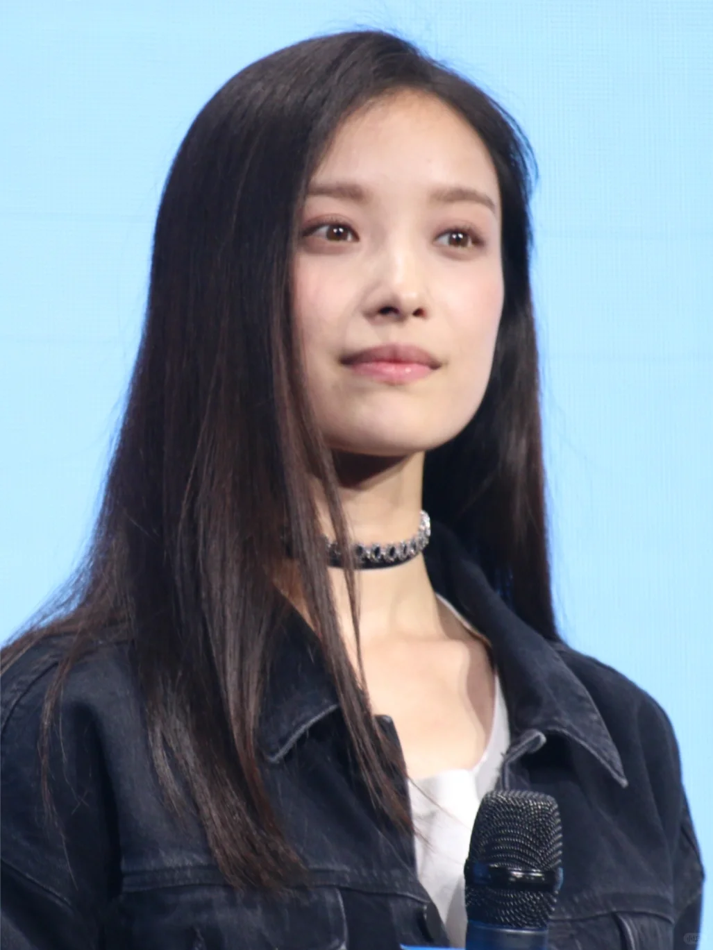 倪妮这大长腿穿上高跟鞋真的太顶了