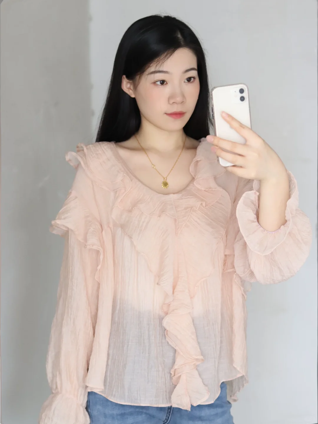 关于我在路上看见好看衣服偷拍搜同款这件事