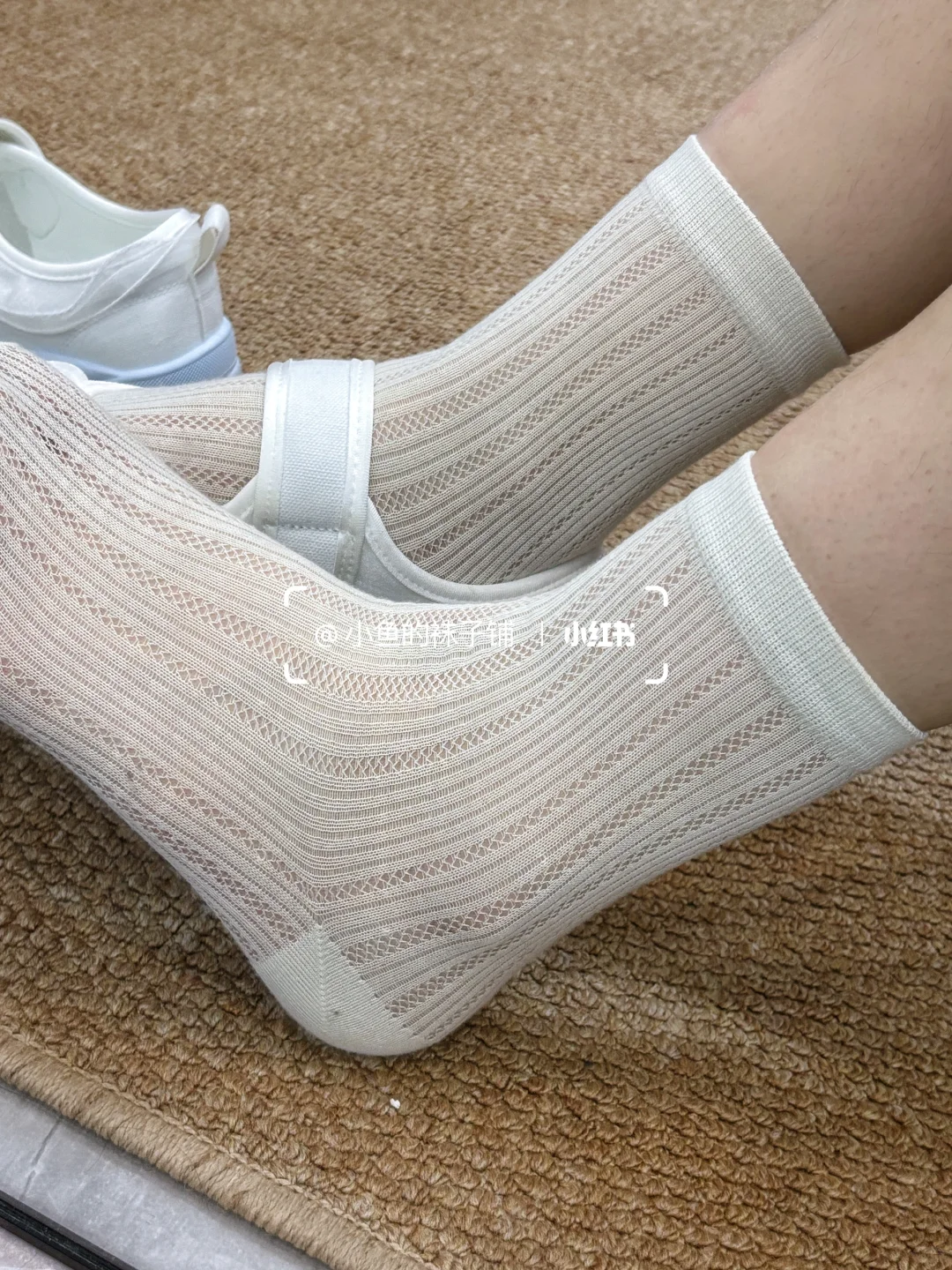 宝子们！最近挖到一双超美的袜子🧦