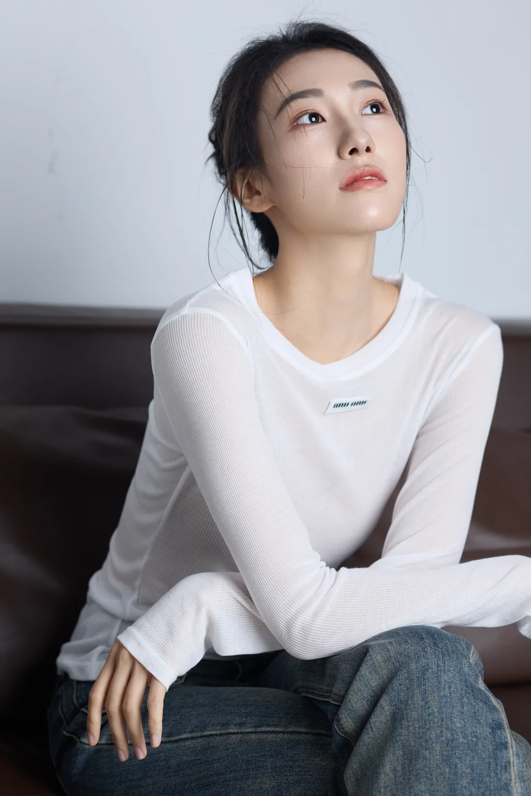 快看眼前这个女人叫小丑😗