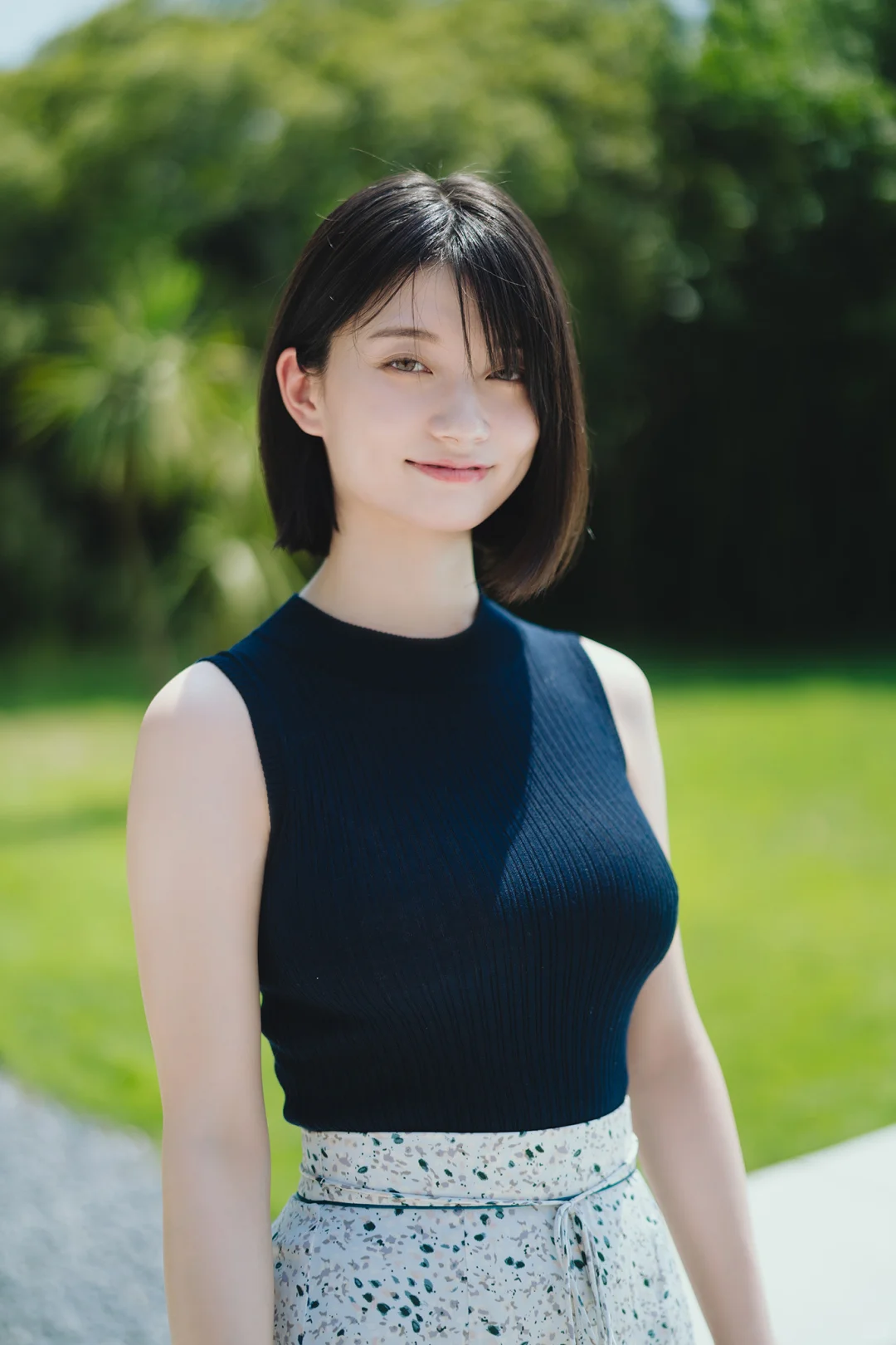 摄影艺术：展现文静女孩的内心世界☺️