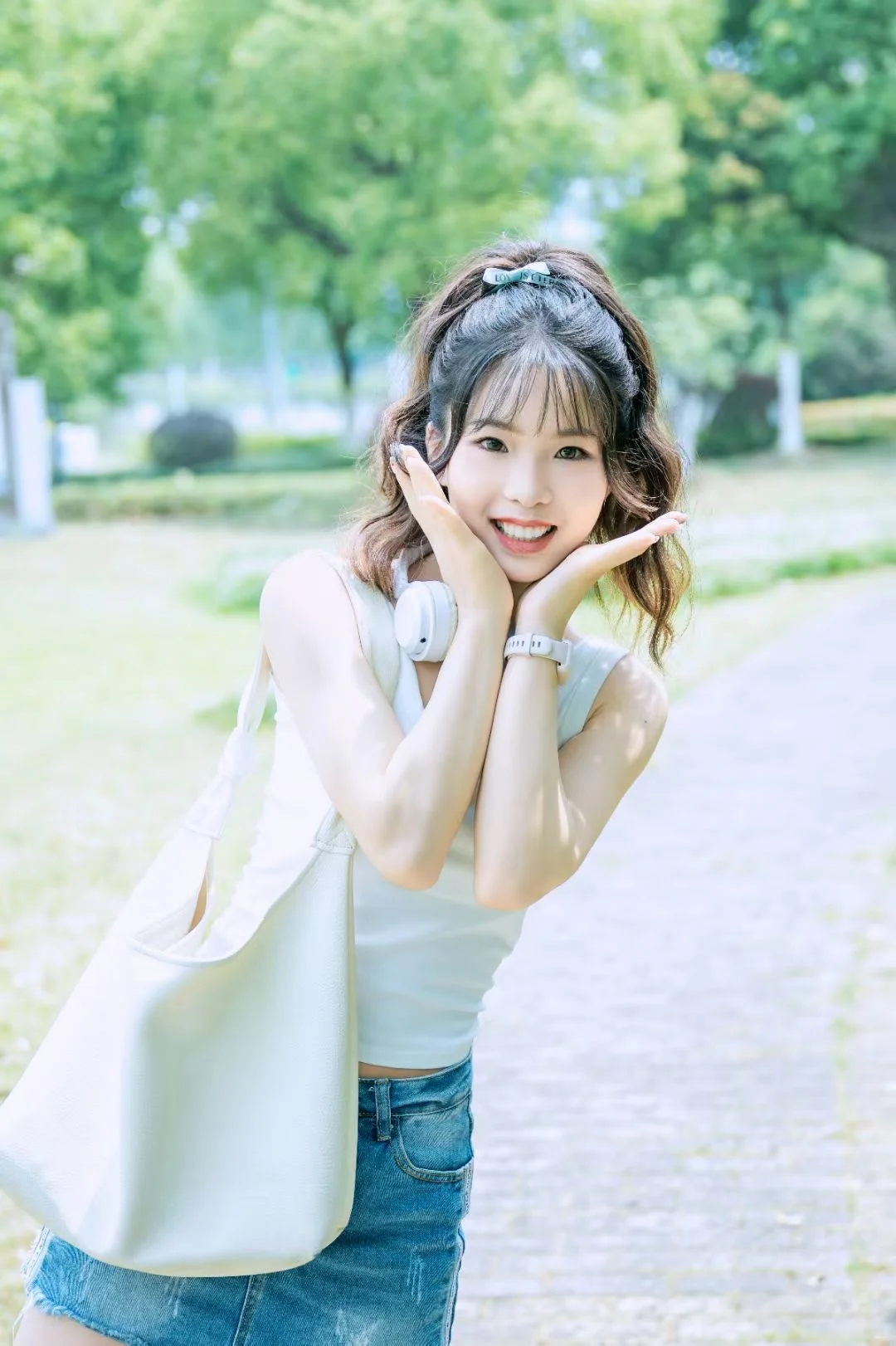 大树摄影客片欣赏… 感谢美女的支持与信任！
