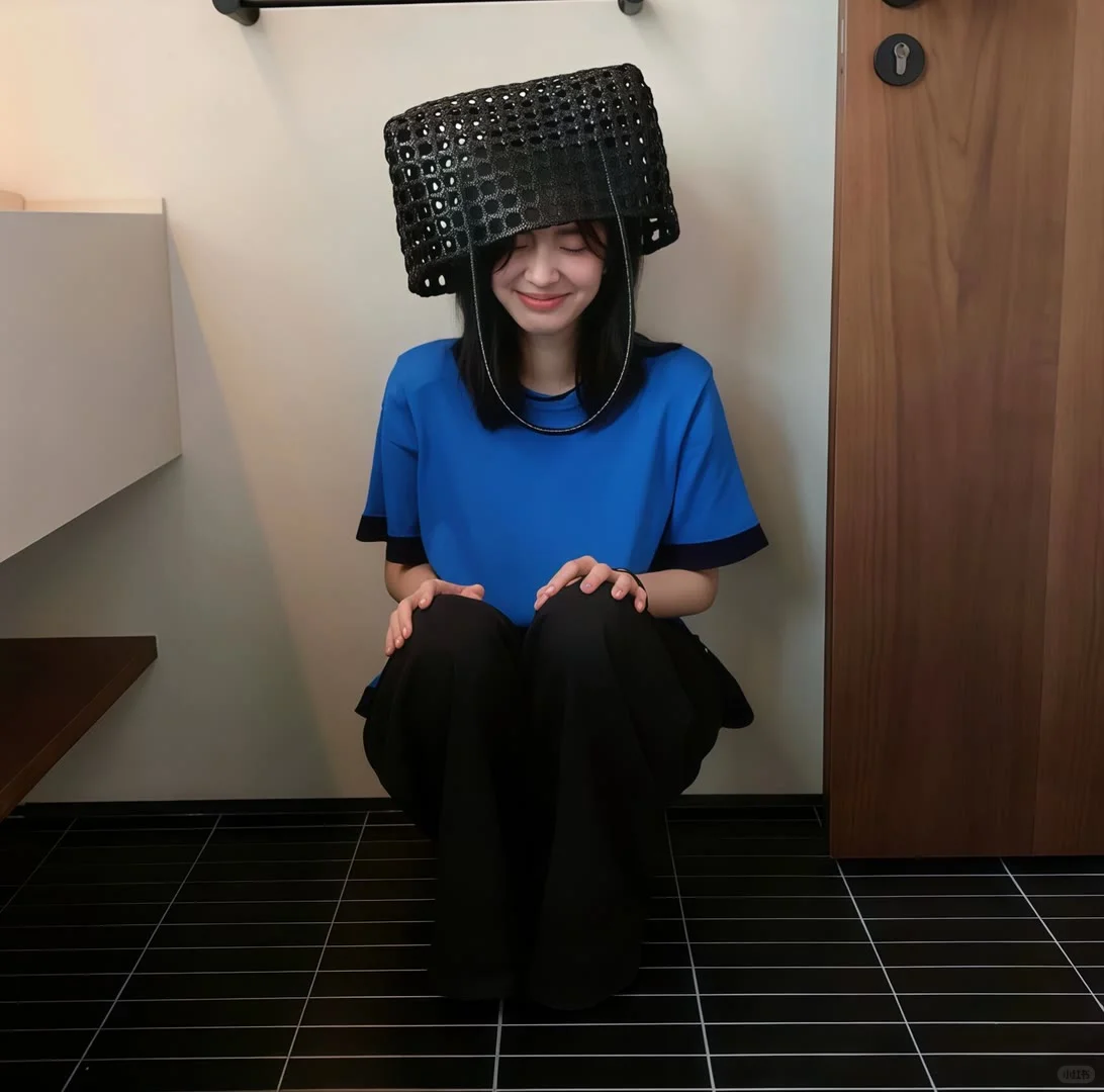 用这种头像的女生统称美女呀！