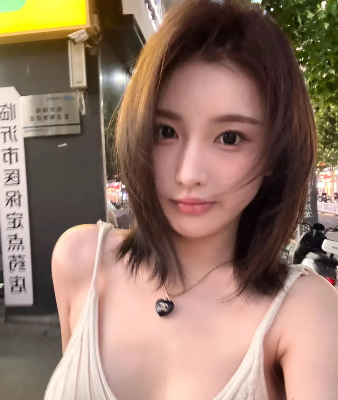 怎么会有这么好看的女人