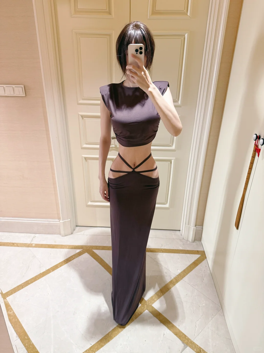 绑带修身镂空咖色连衣裙🤳👗🦋分体连衣裙