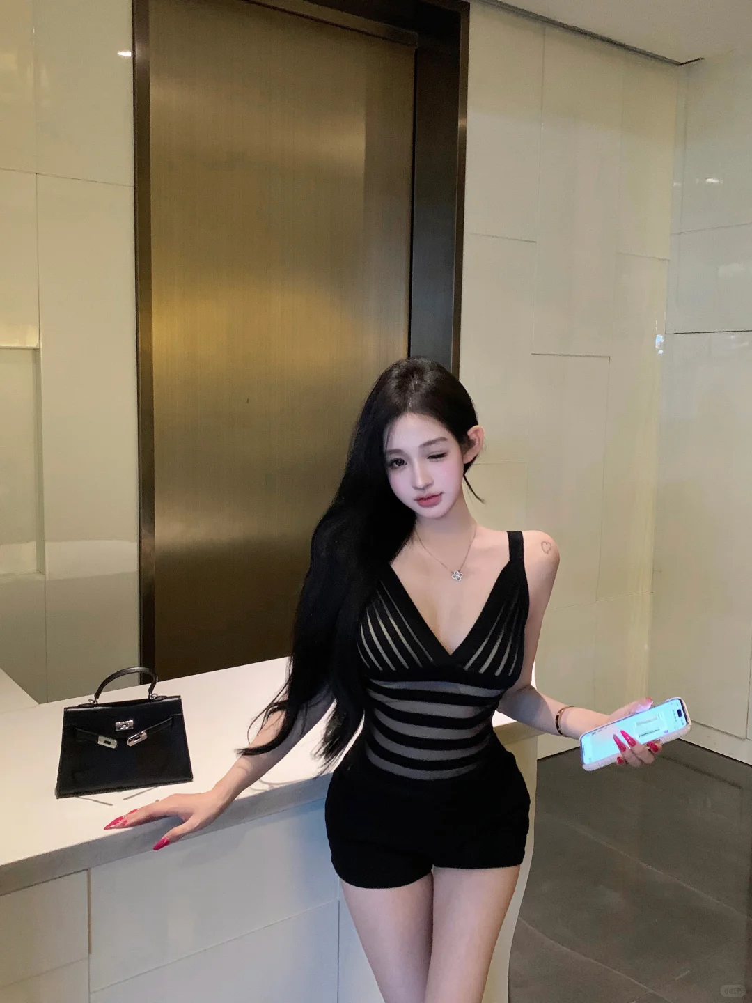 黑色镂空透视吊带 好辣啊啊啊啊❗️