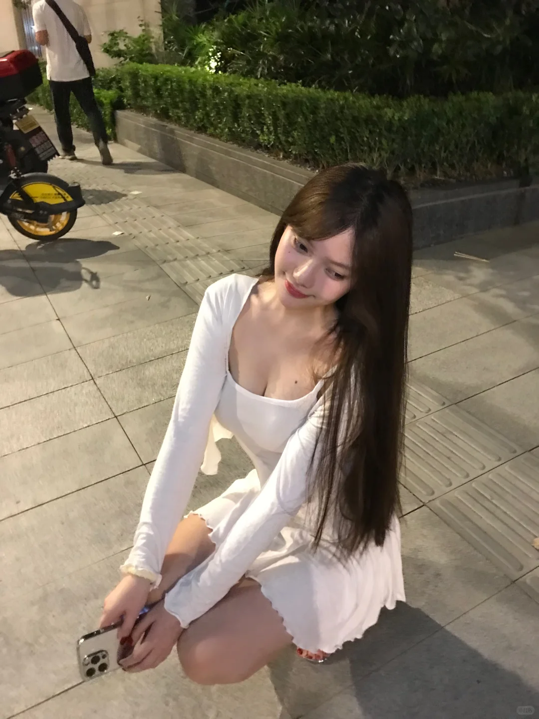 小白花当然要穿小白裙啦