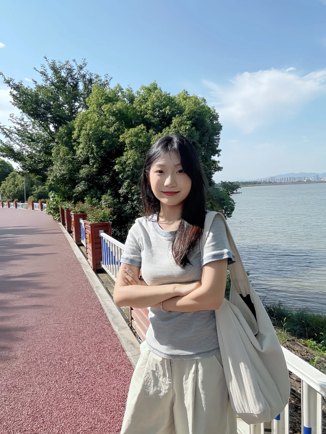 🌤️存一下适合普通人的拍照姿势📷