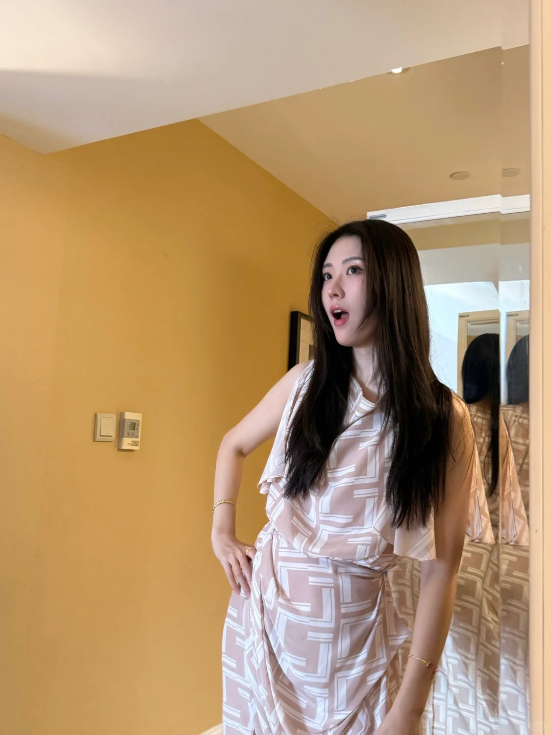 旧衣翻红｜去年买的连衣裙今年穿还是绝美