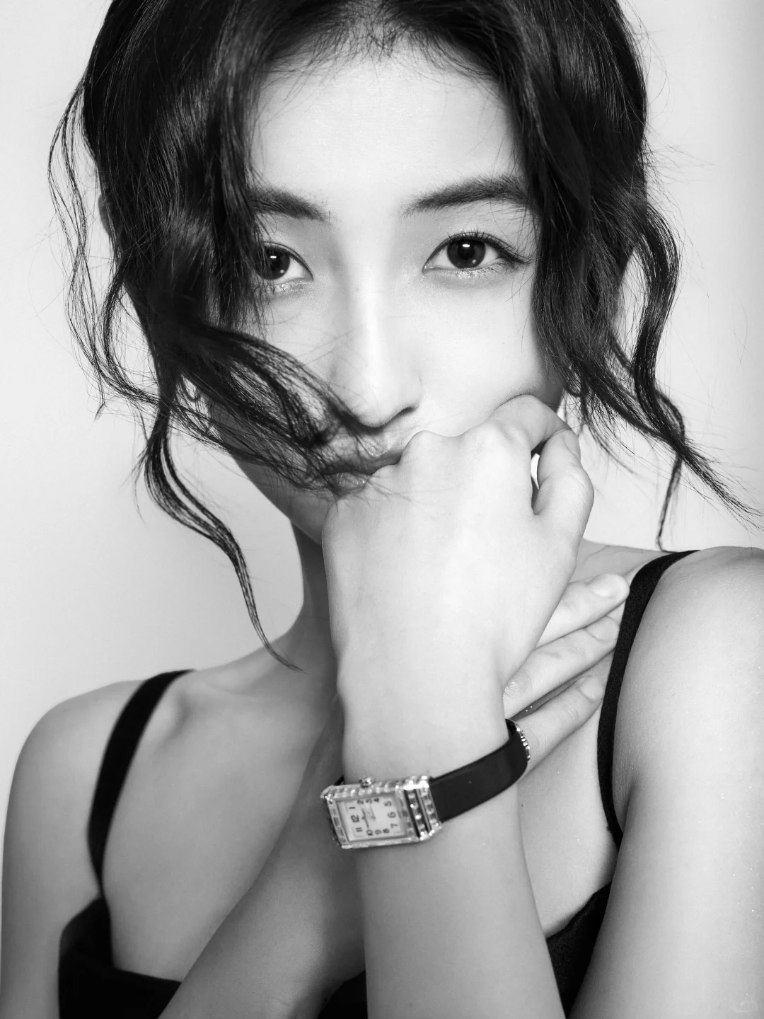 此女的颜值就是如此权威！