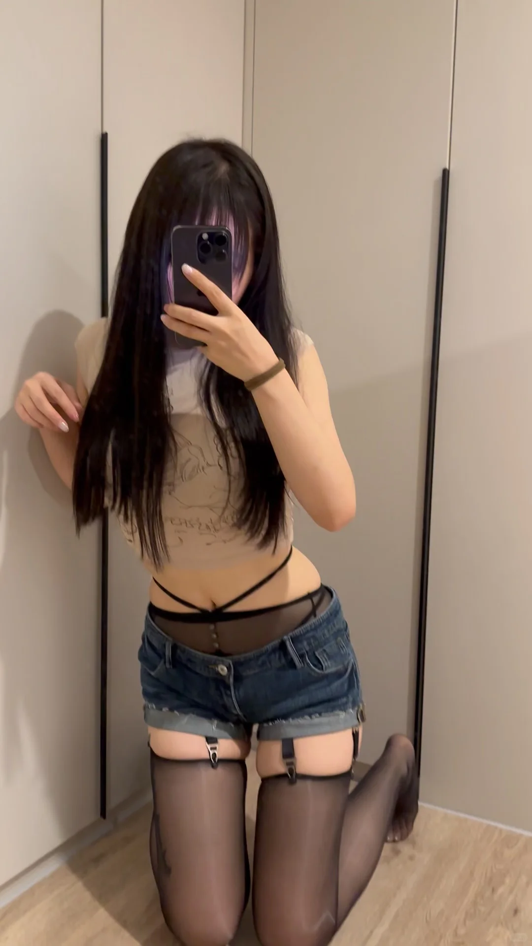 吊带袜配低腰裤～