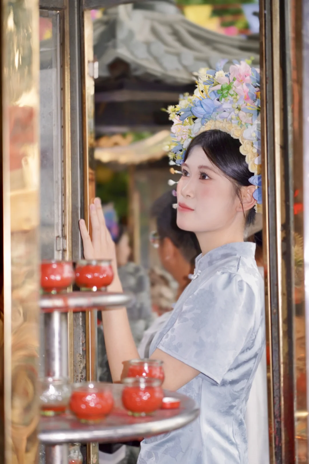 被问爆💥 蟳埔这组“花漾旗袍”写真太绝了