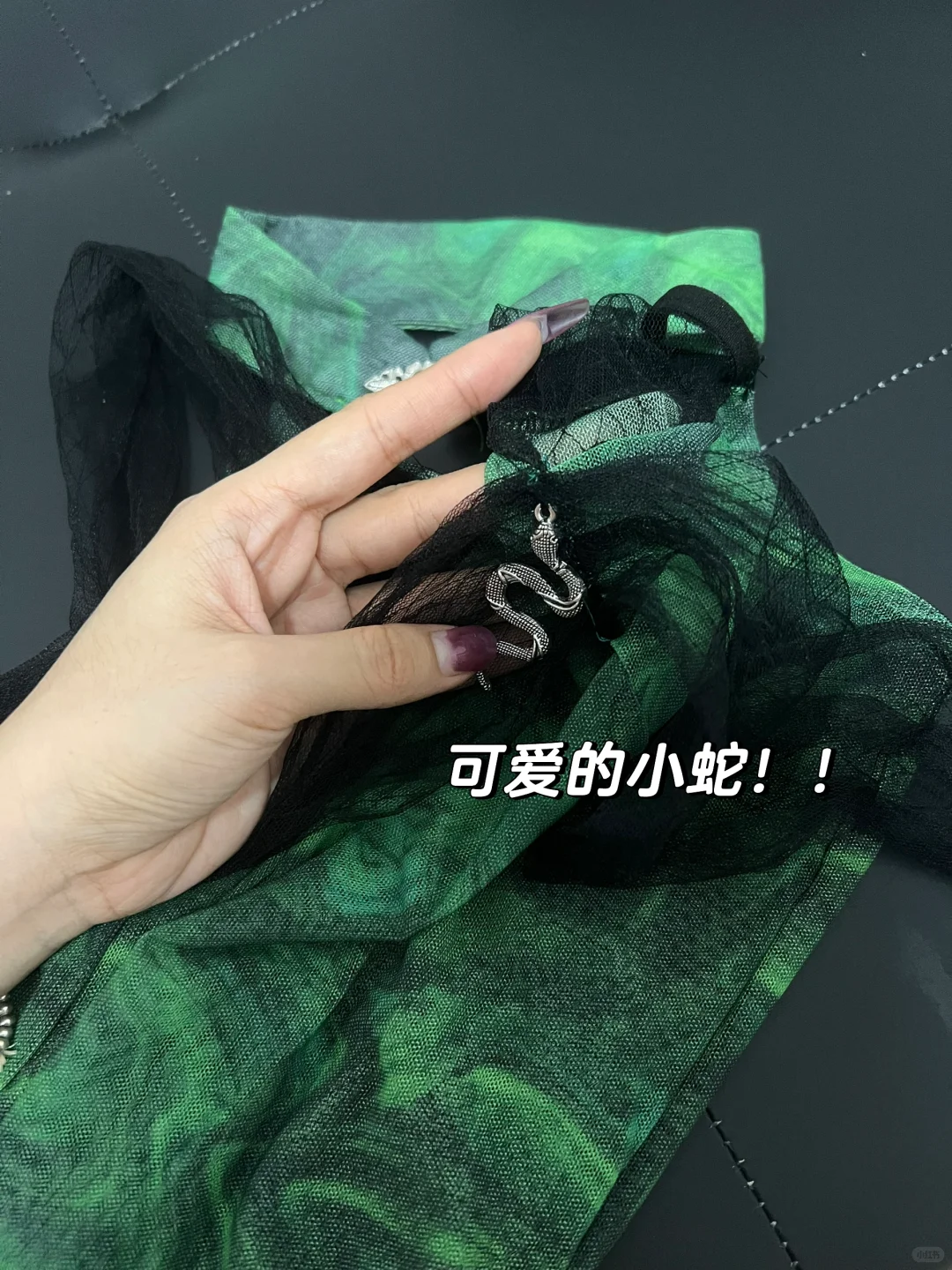 左滑帮我穿上❗️青蛇年cos青蛇！！