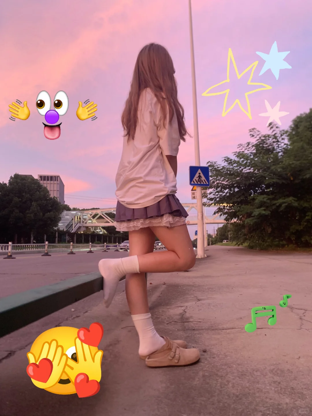 存一些滑板人拍照姿势📷
