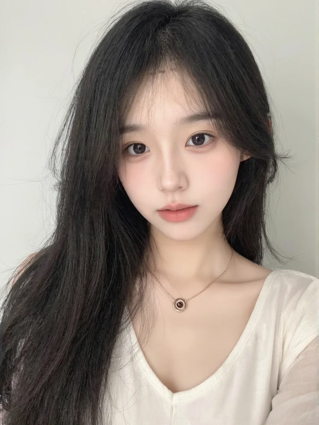 淡颜系的女生真的好百看不厌啊～～～