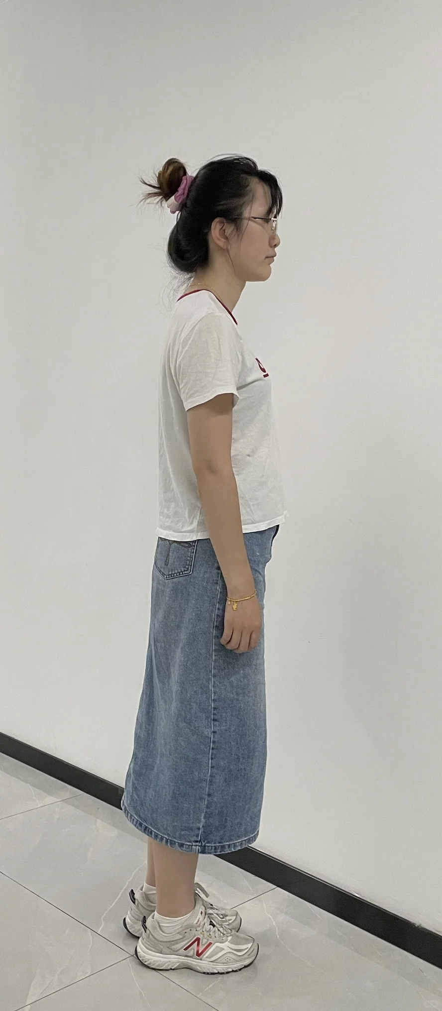 张婧仪是演戏，我是真有这种圆领T恤😅
