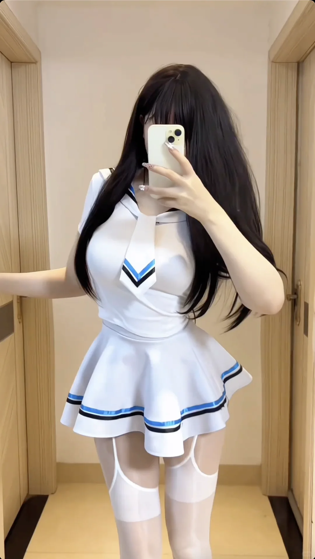 听说你们都喜欢吊带？