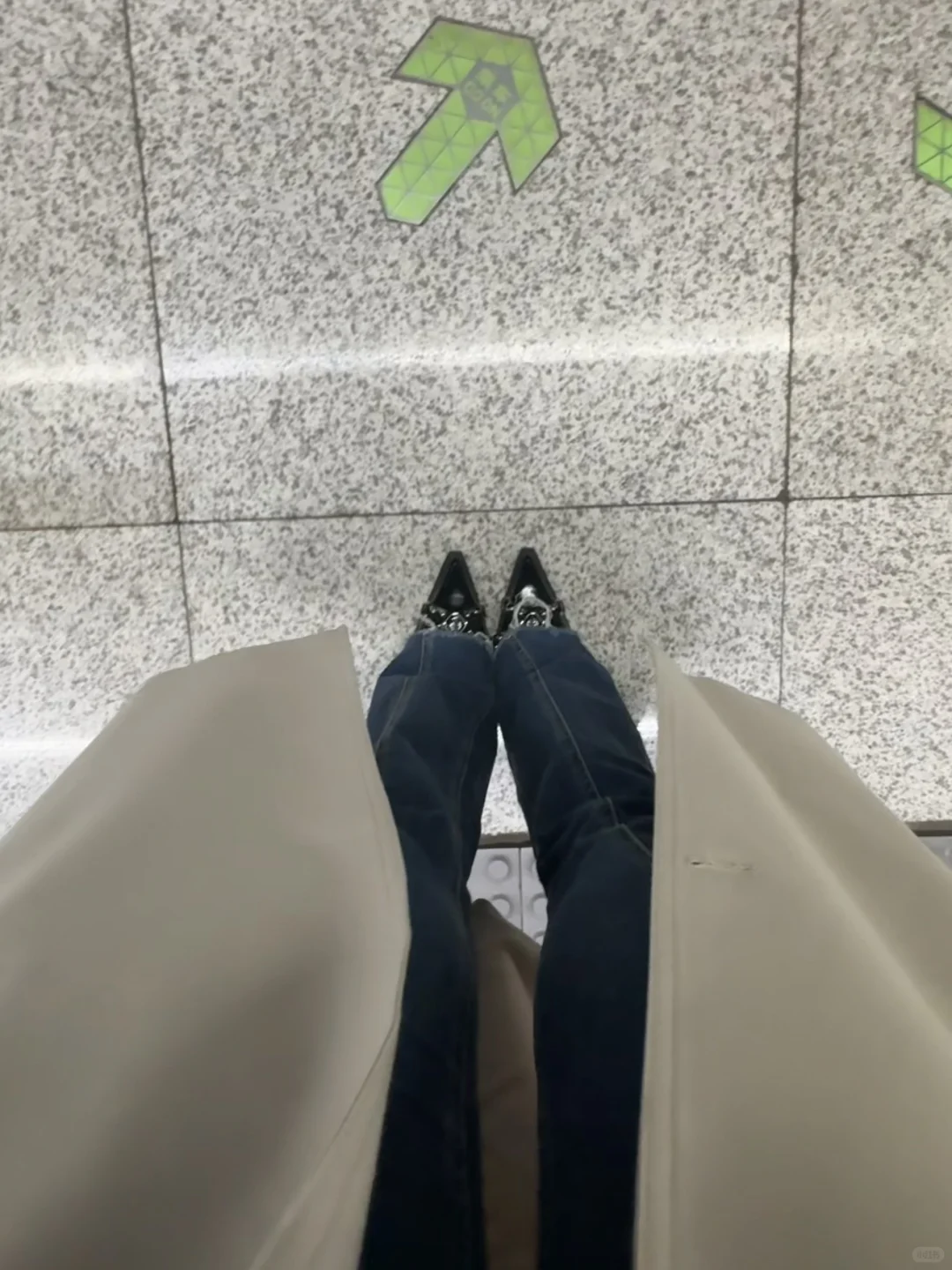 每次出门都很喜欢拍这个角度