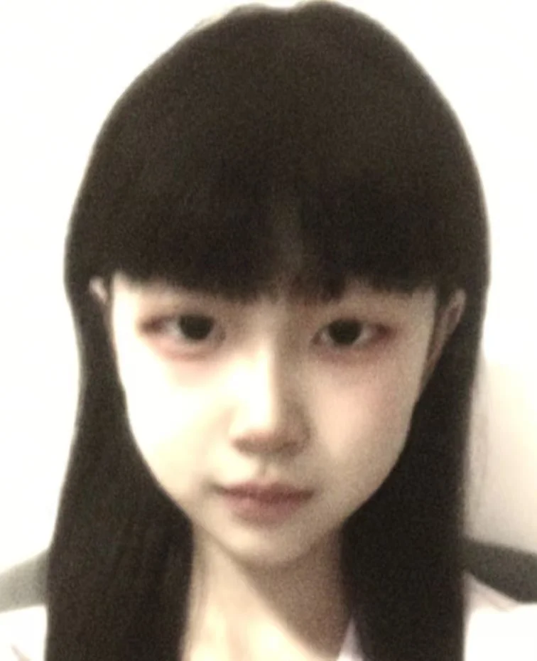 真人哈🤓