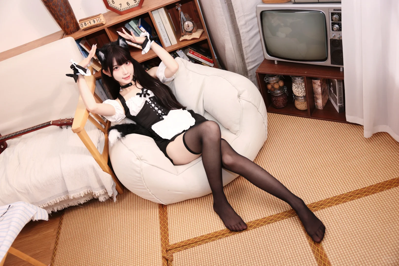 樱桃🍒猫耳女仆装写真：甜度刚好，可爱满分