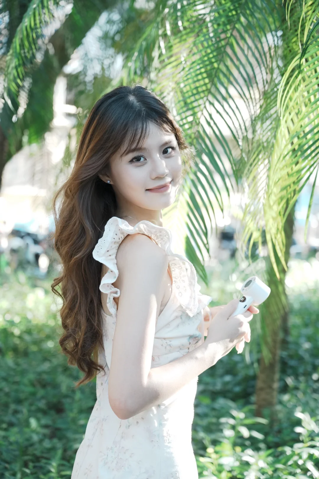 光落在她的发上✨