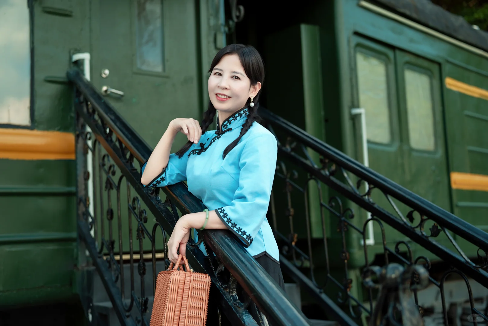 穿越1919｜我在车站等你，绿皮火车