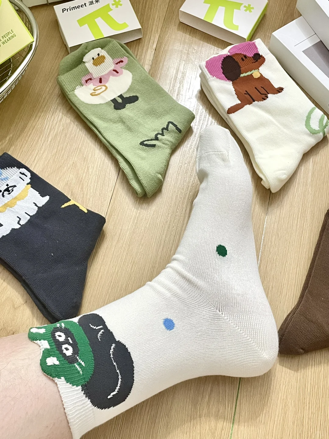 拜托！真的好喜欢这种好看又好穿的袜子🧦～