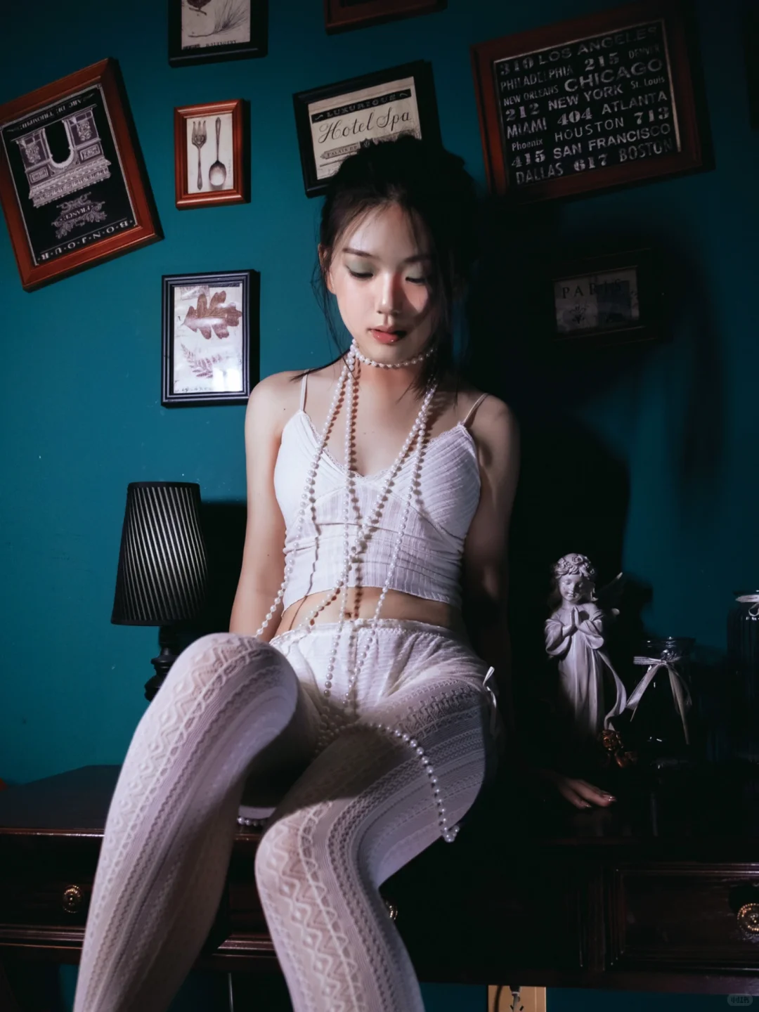 突然翻到几年前给前女友拍过的照片…