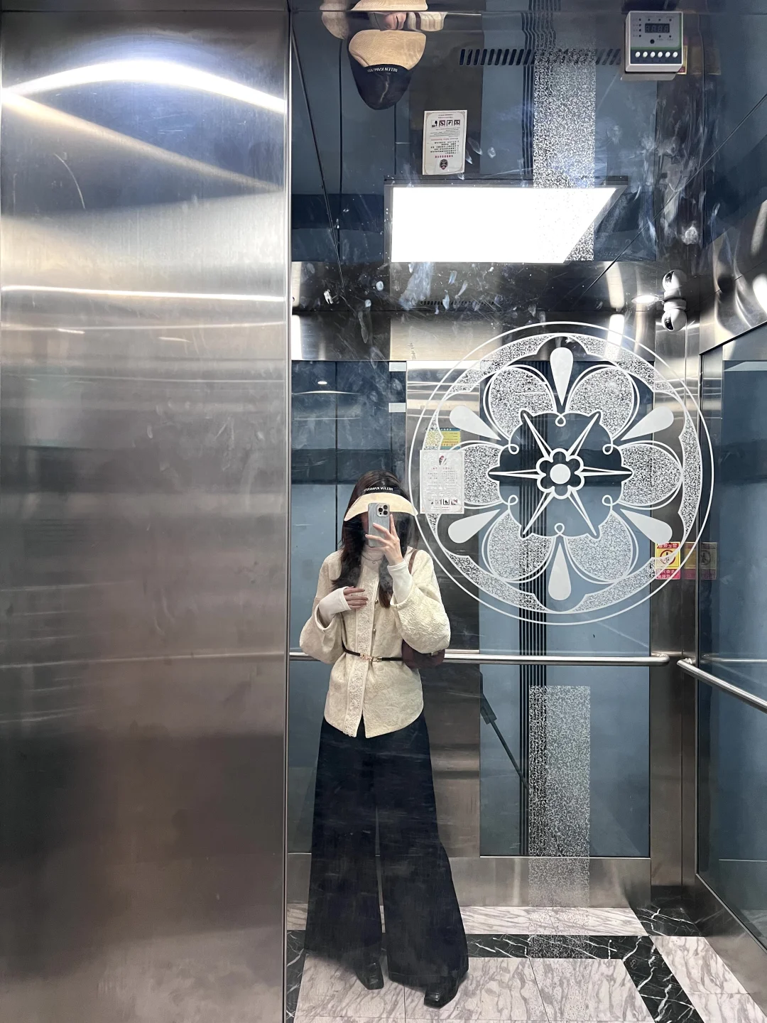 我愿称之秋冬显贵气质女神的通勤风穿搭！！