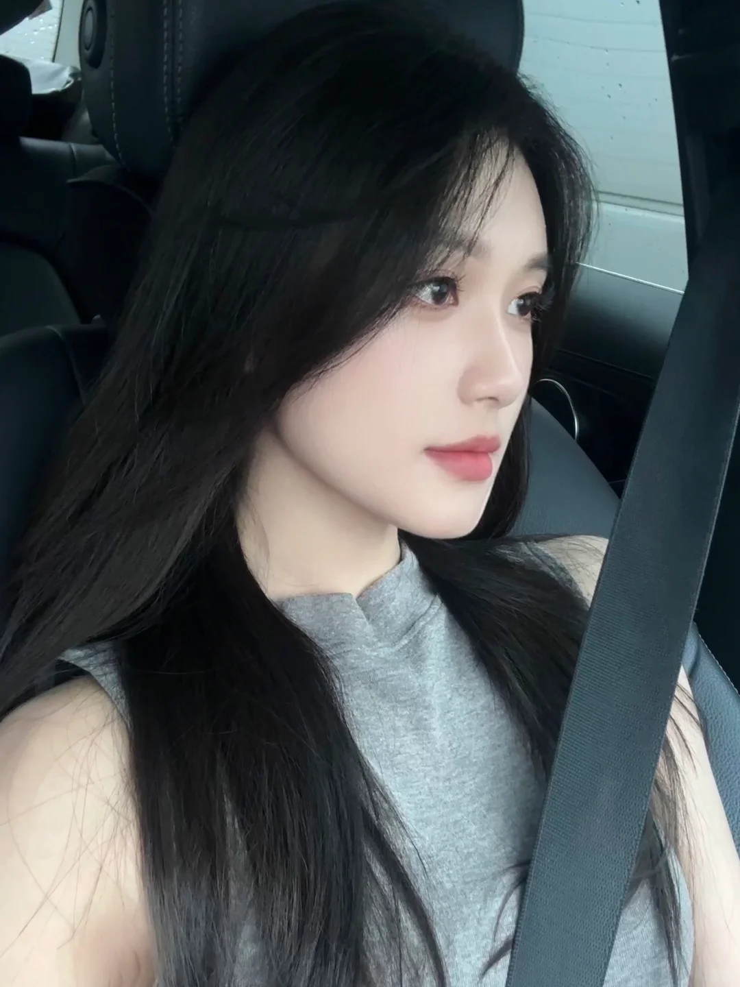 知性低调姐姐感妆容~