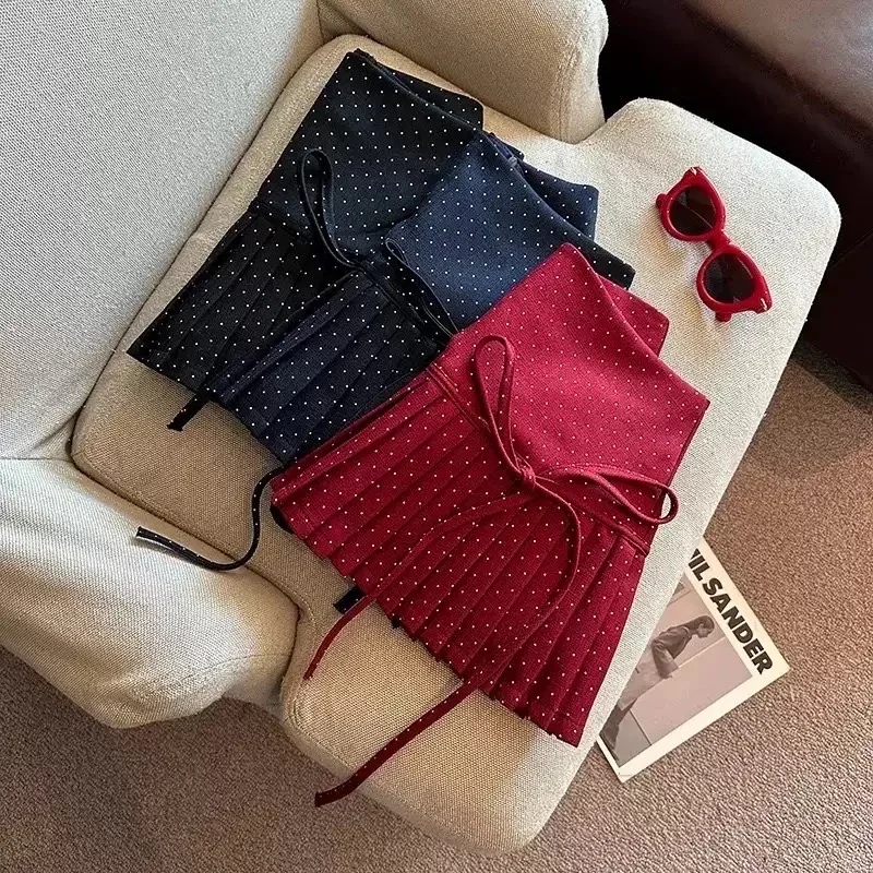 被这条百褶短裙美哭了！