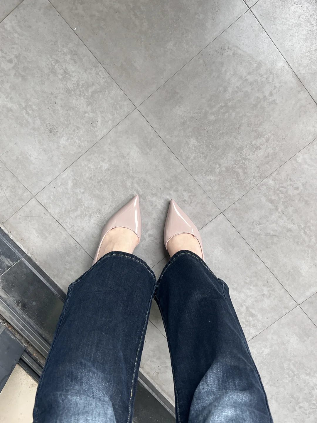 裸色高跟鞋好百搭诶