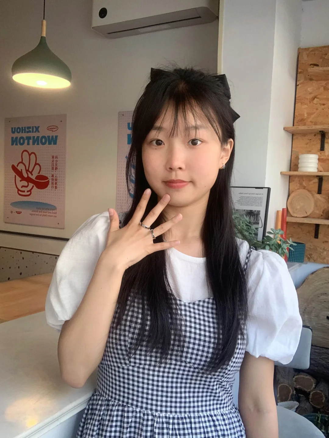 73岁老婆婆装嫩日常