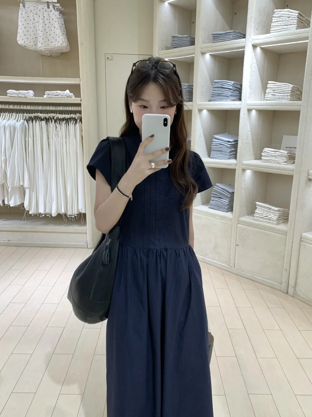 太爱这条有袖的长裙了～