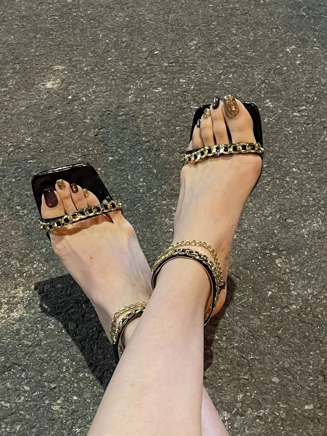 真的好喜欢这种chic感鞋款！