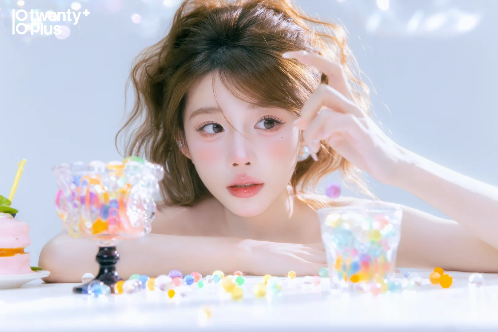 被泡泡包围的少女写真🍬甜爆炸啦💓