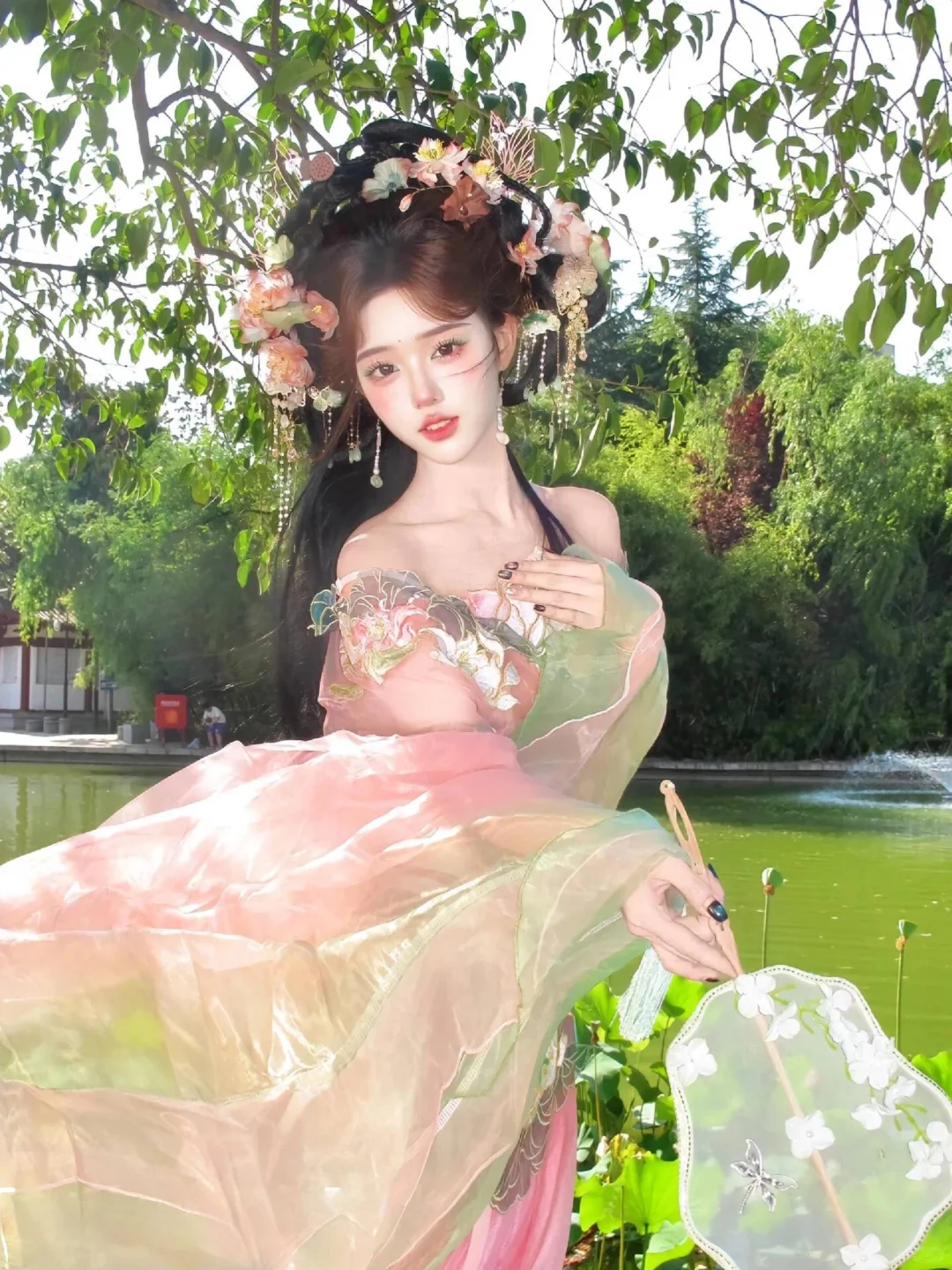 济南199荷花妆造！原图直出的自信感！